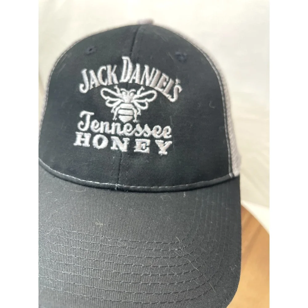 Jack Daniels‎ Tennessee Honey Hat Cap Black & Gray Strap Back Adjustable New
